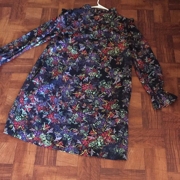 Dress - Picture 3 of 6